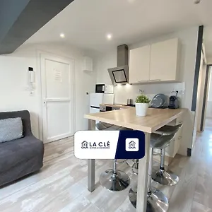 T2 Centre-ville Place D'armes Clim-wifi Appartement